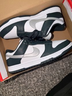 Nike Dunks