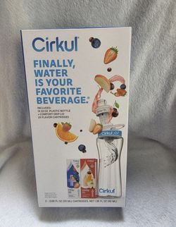 Cirkul Classic 22 fl oz Double-Walled Stainless Steel Bottle White w/ 2 Cartridges