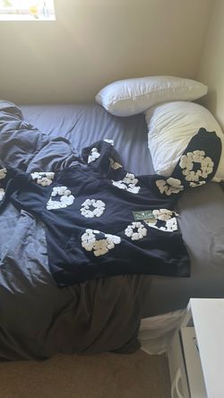 black demin tear hoodie