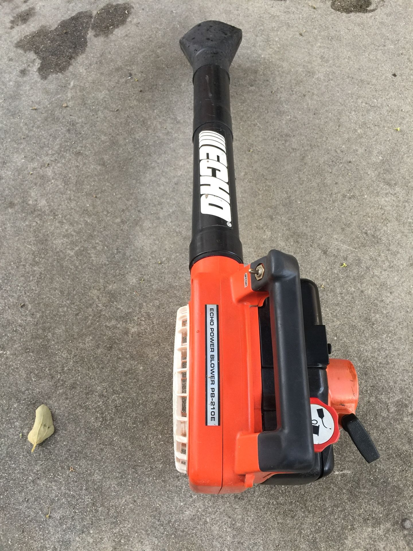 Black & Decker Corded Electric Leaf Blower/Vacuum for Sale in Acton, CA -  OfferUp