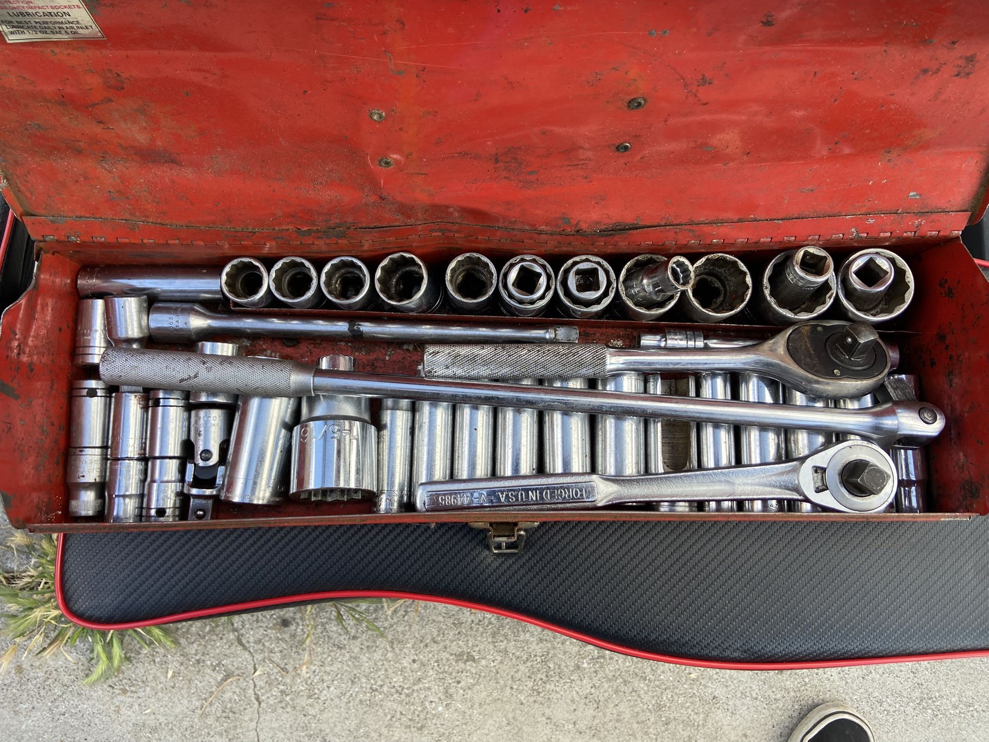 Socket And Wrench Kit