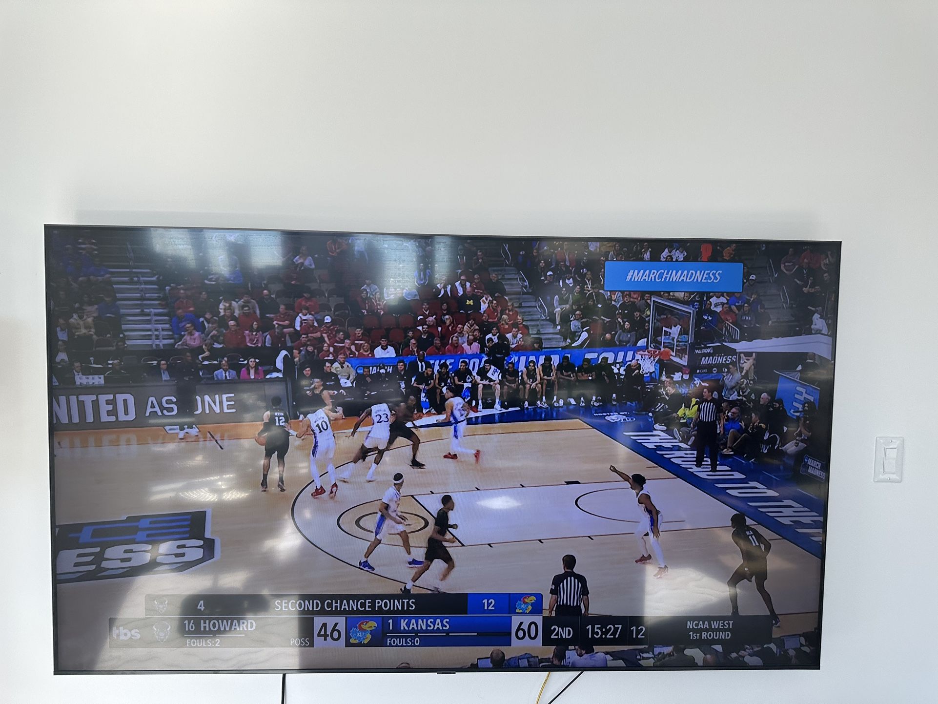 Samsung 82” TV - Class 7 Series LED 4K UHD Smart Tizen TV