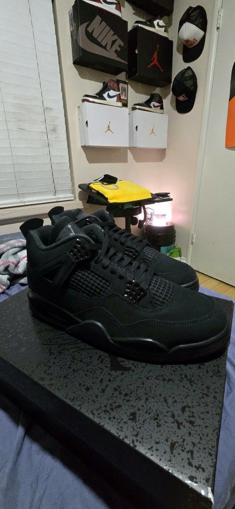 Jordan 4 BLACK CAT Size 10.5 Brand New
