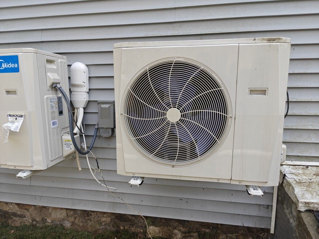 24,000 BTU Midea DLC SRBH24AAK Split Unit Conditioner 