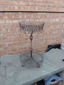 Heavy Duty Victorian Wire Plant Stand Holder