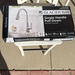 Glacier Bay Kitchen Faucet (Like New)