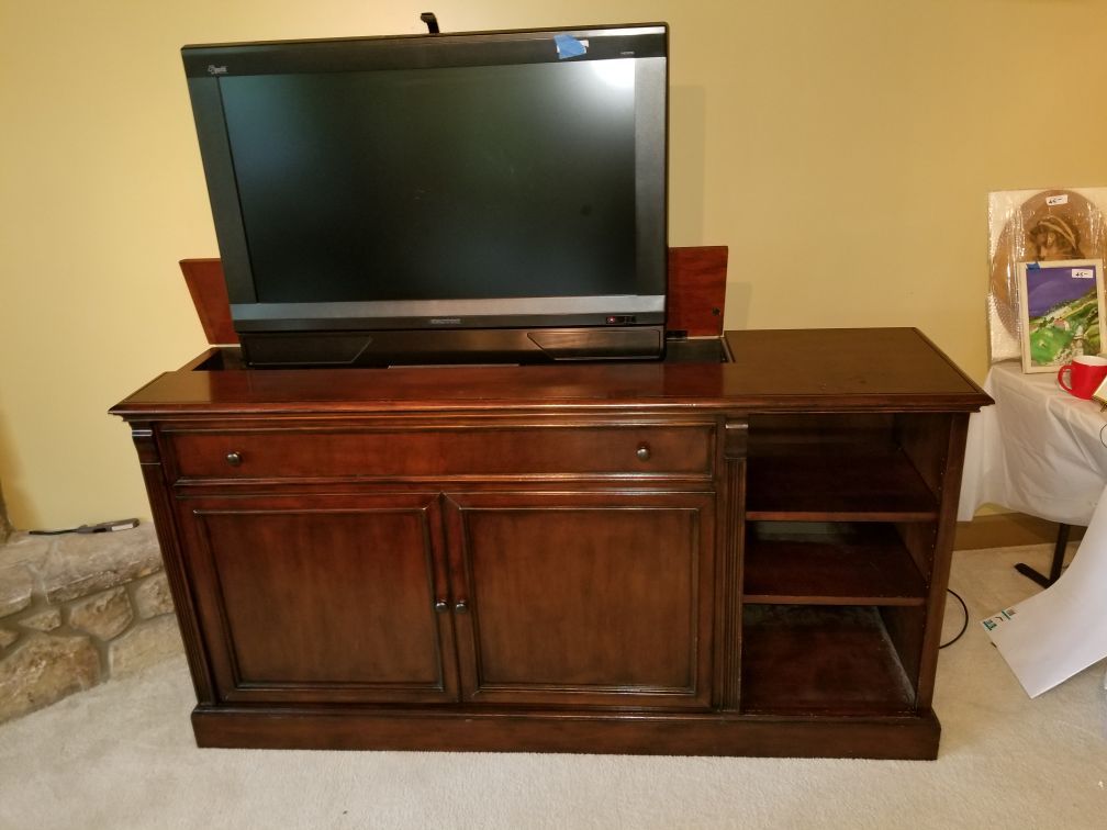 Motorized Uplift Lift Tv Cabinet model Uplift lite 3700 Cherry Wood w/ Remote