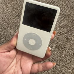 Vintage iPod 30gb