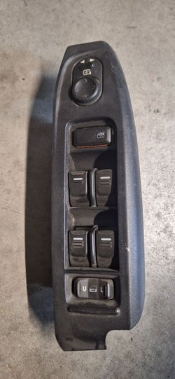 Hummer H3 driver master window switch