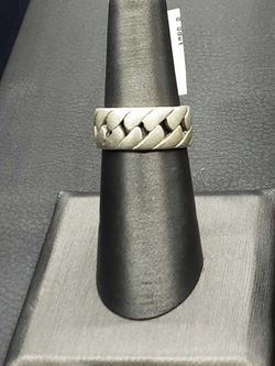 Men's Ring - Silver 6.2 grams Size 6