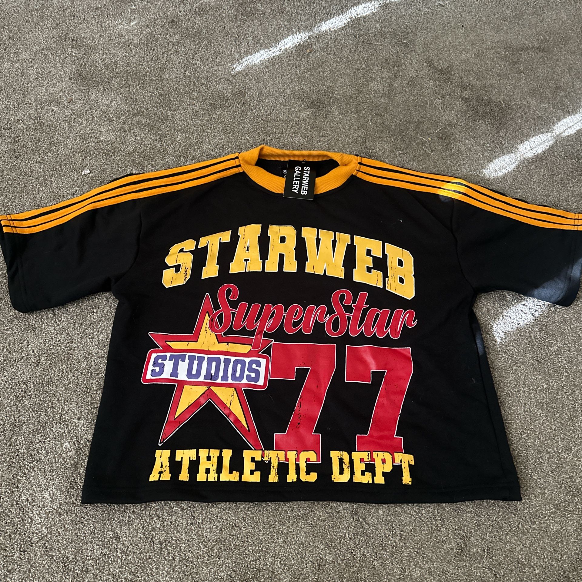 crop shirt