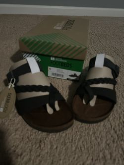 Women’s Sandals Size 6