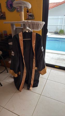 costume