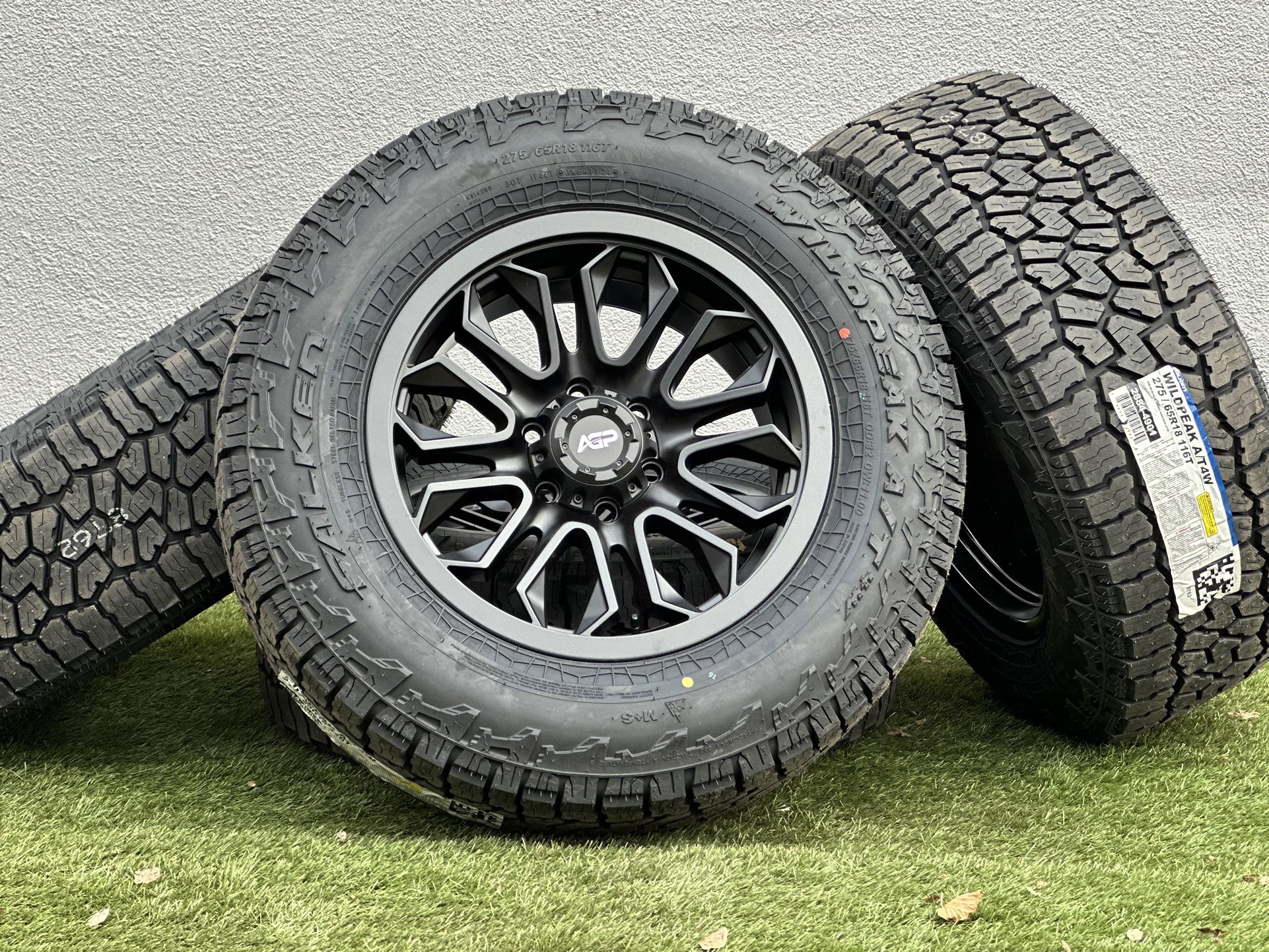 NEW 18” Chevy Silverado Wheels Black GMC Sierra rims Tahoe Yukon 6 lug A/T tires 275/65R18 Suburban Escalade Toyota