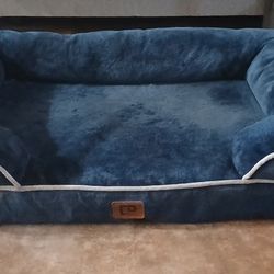 Medium dog bed 