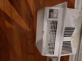 Window Air Conditions