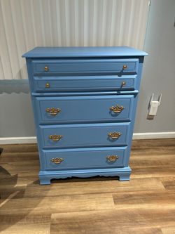 Bassett Tall Boy Dresser