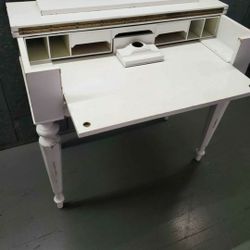 Beatifull Desk Victoria Stile 