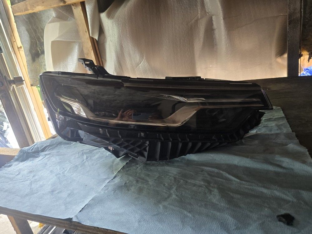 2020 2023 Cadillac Xt6 Passenger Oem Headlight