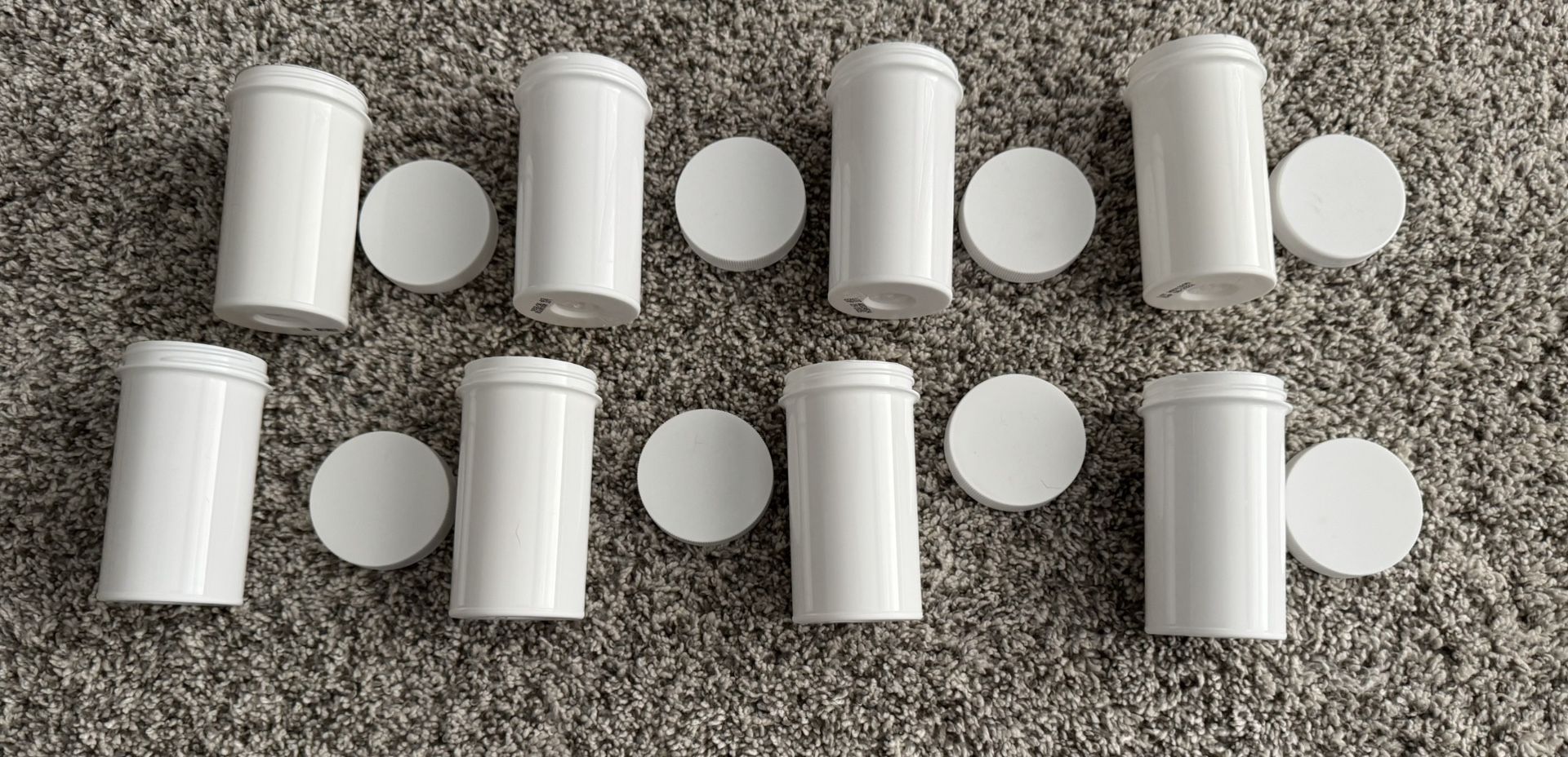 8 white heavy duty plastic containers with screw on lids