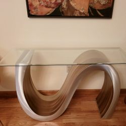 Set: Console Table & End Table 