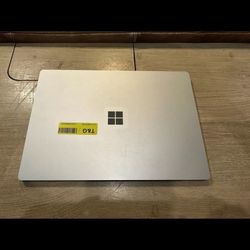 Microsoft Surface Laptop 4 1953 15" AMD Ryzen 7 8GB RAM 256GB SSD