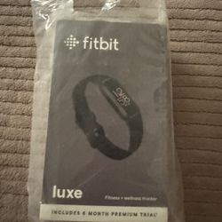 NEW Fitbit Luxe