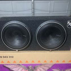 S/O Speaker Box With 2 Fosgate P2-D4 Subs