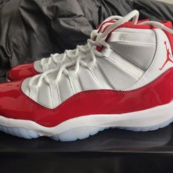 Air Jordan 11 Varsity Red Size 14 Cherry