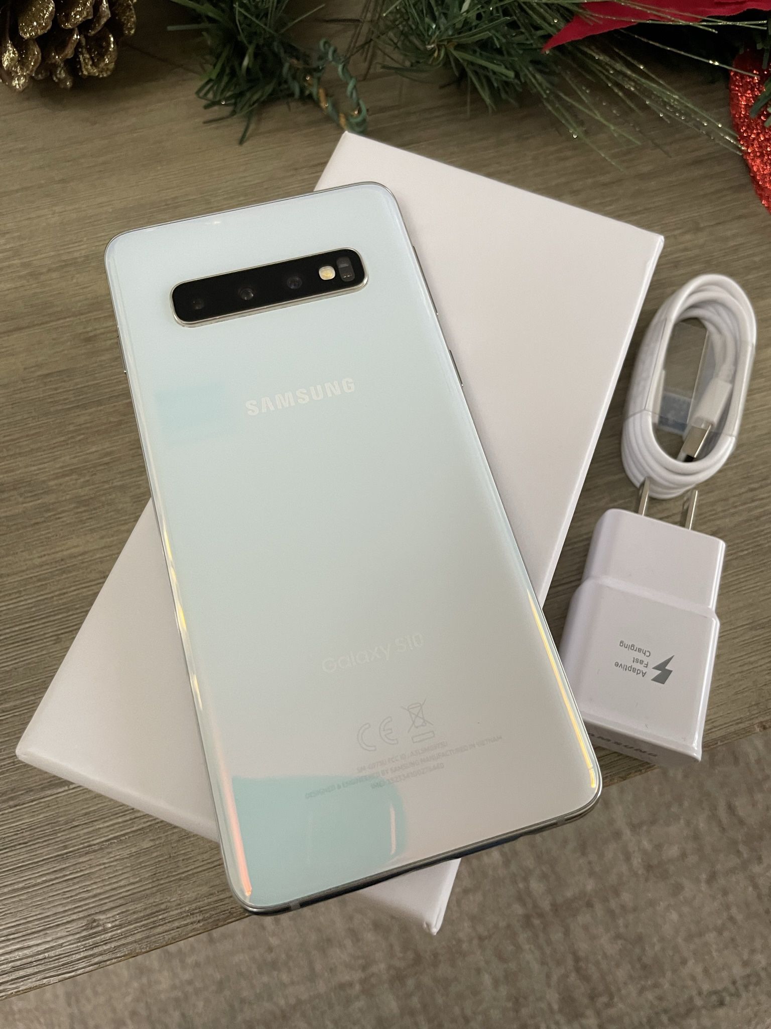 Samsung Galaxy S10 White 128gb Unlocked. Firm Price