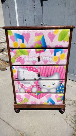 Dresser drawer