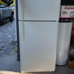 Fridge Good Condition