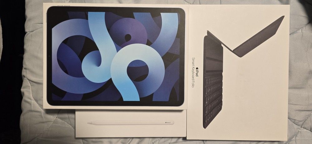 4th Gen Ipad Bundle