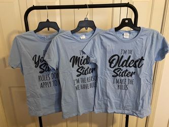 3 t-shirts