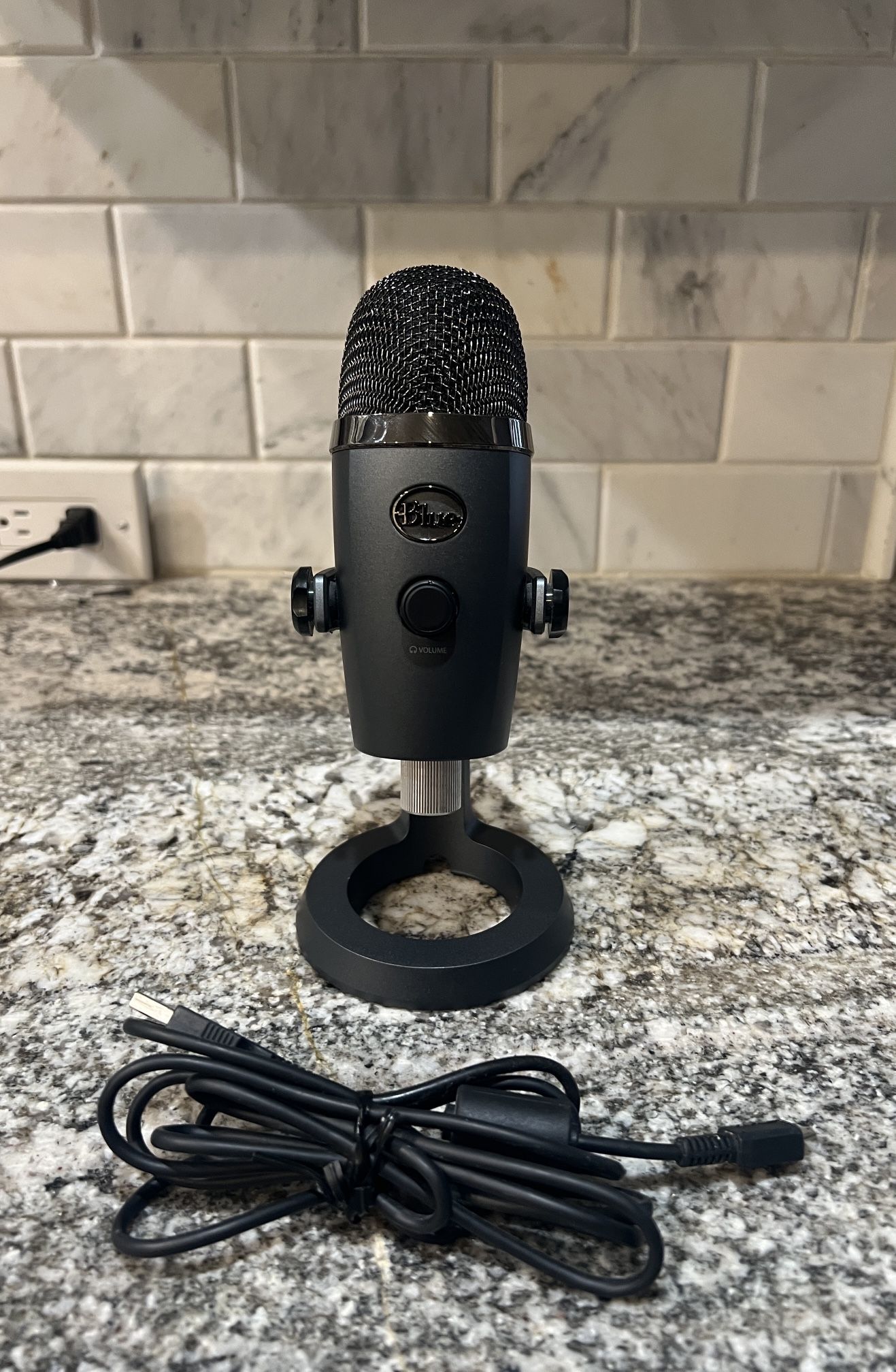 Blue Yeti Desktop Microphone