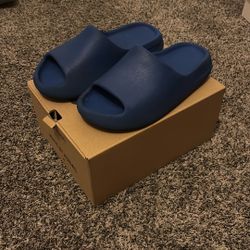 Yeezy Slide Azure (Blue) Men’s Size 10