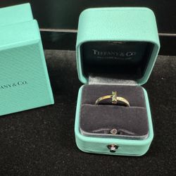 18K Gold and Diamond Ring Tiffany & Co. size 7-1/2  w box and engraving no trades pick up in Tacoma 