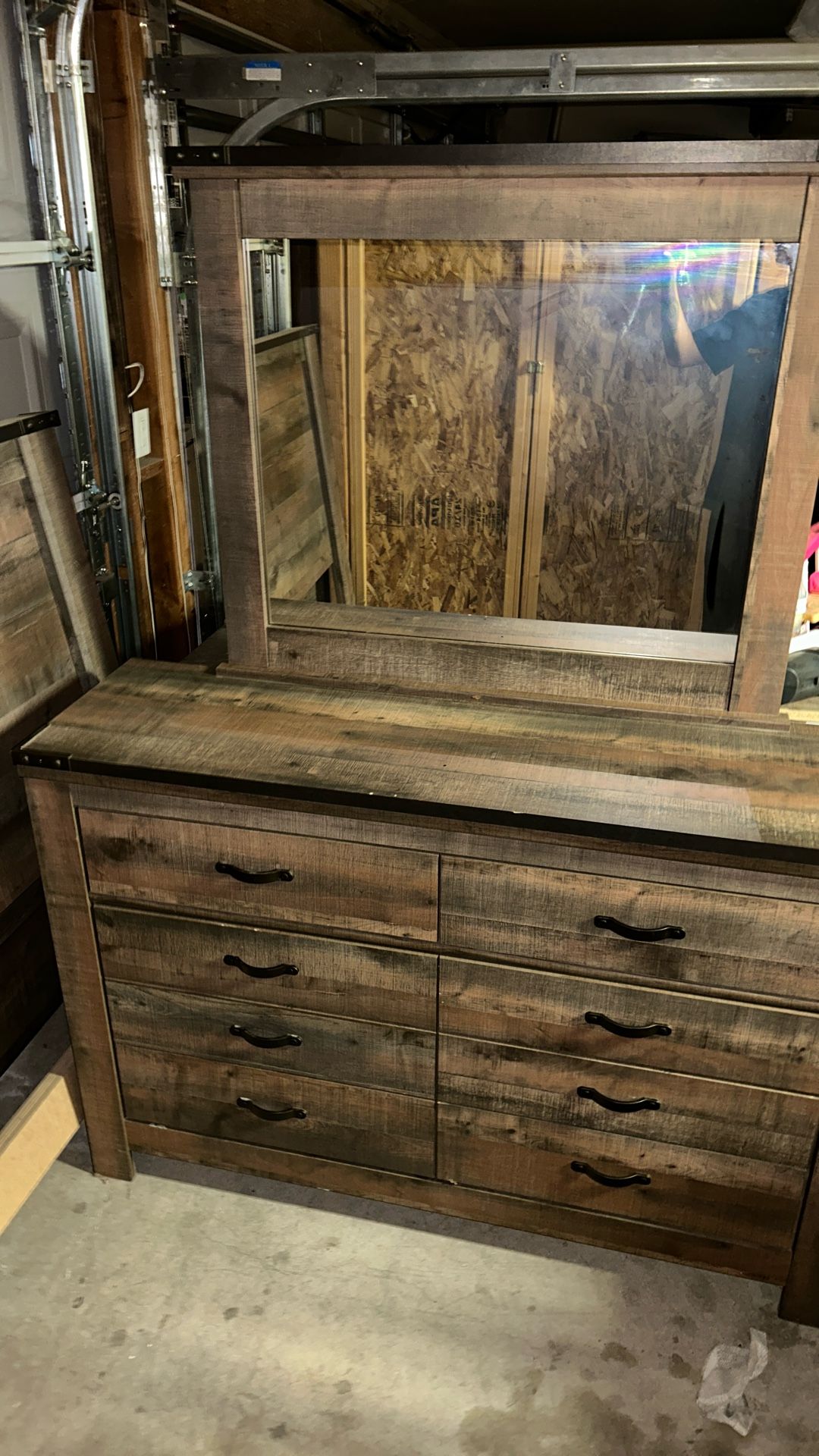 Rustic 6 Drawer Dresser with Mirror 