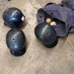 Louisville Slugger Grand Slam That Three Helmets Balls In A Bag