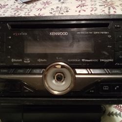 Double Den Kenwood CD Player 