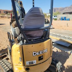 Jonh Deer Excavator 
