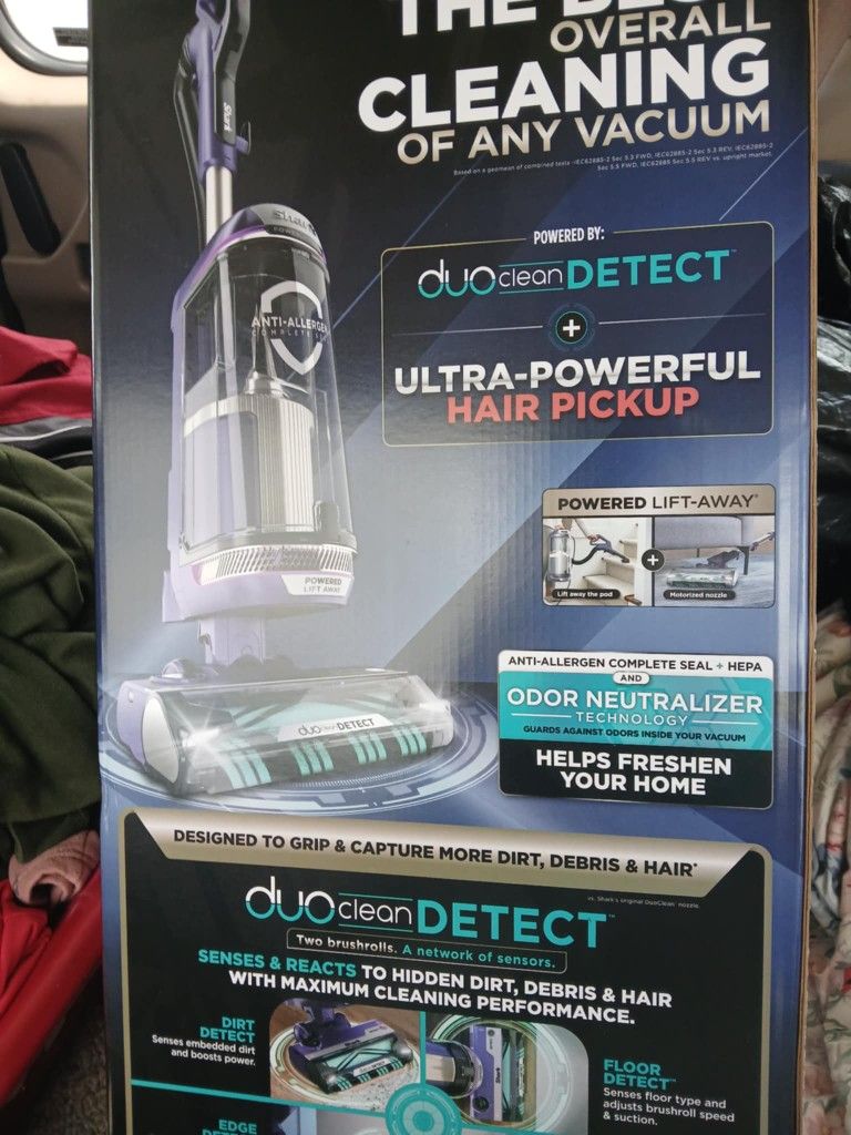 Shark Vacuum Duo clean Detect