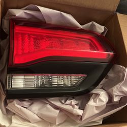 Srt Jeep Grand Cherokee Inner Tail Light 