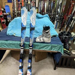 Women’s Salomon Ski Package With Boots And Bindings 