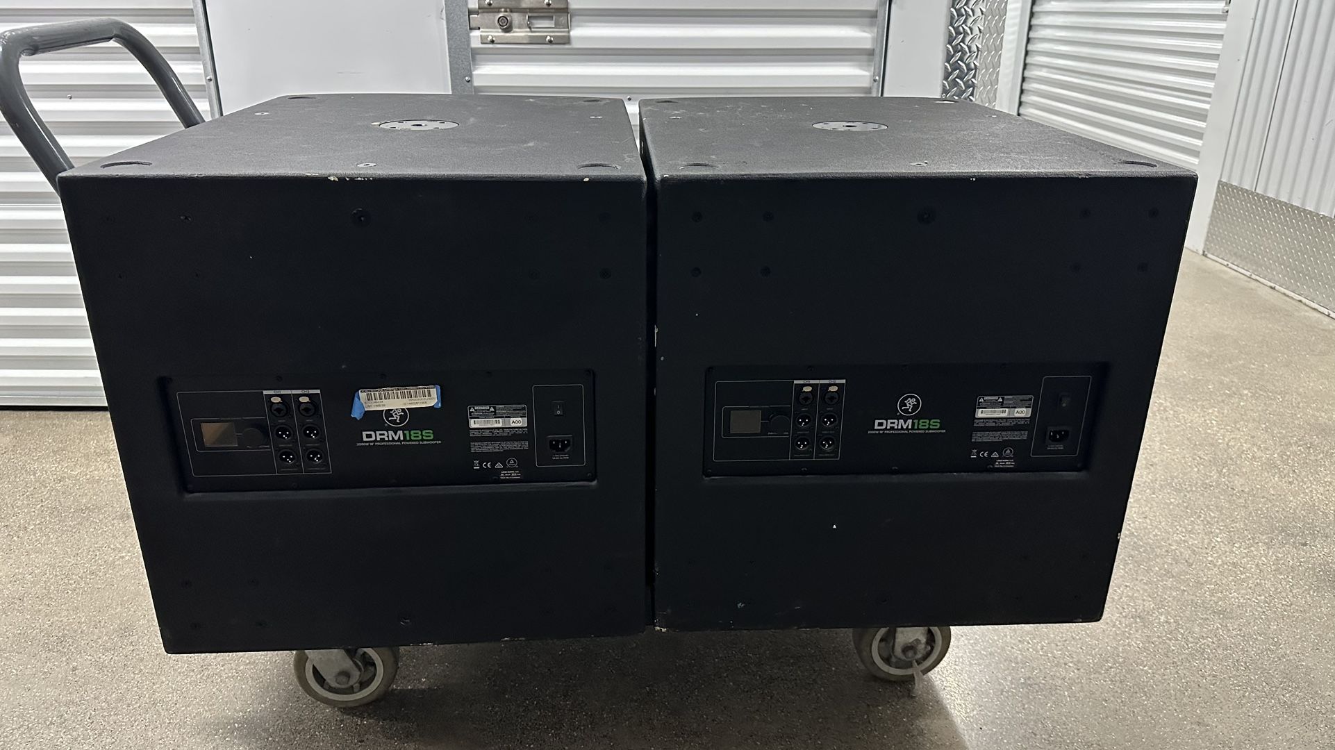 2 Mackie DRM18S Professional Powered Subwoofer