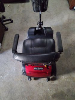 Metro mobility scooter