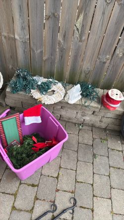 Christmas Lights And Decor
