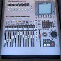 Roland VS2400 CD Mixer