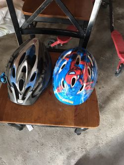 2 kids helmets