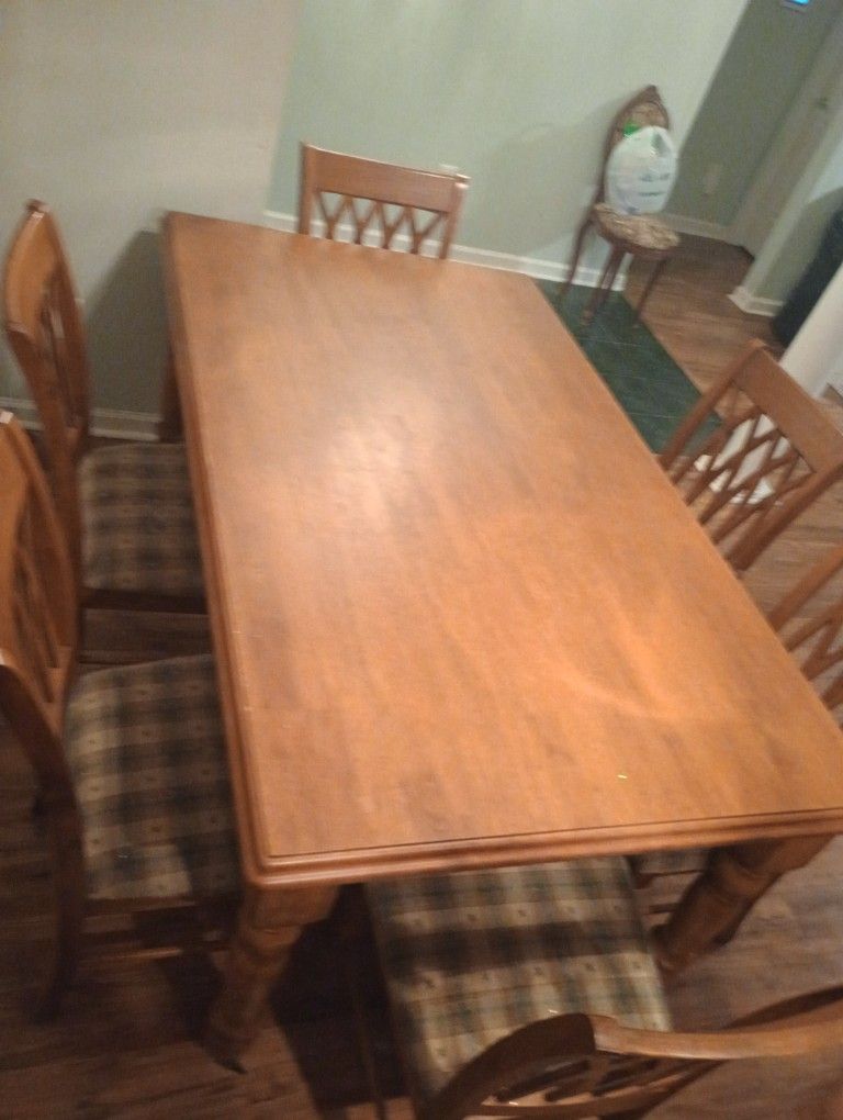 Dining Room Table, Chairs, Cabinet